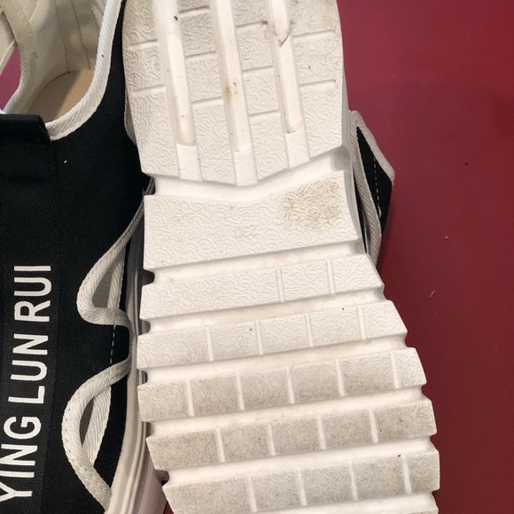 Ying Lun Rui running shoe/sandal - Picture 5 of 6